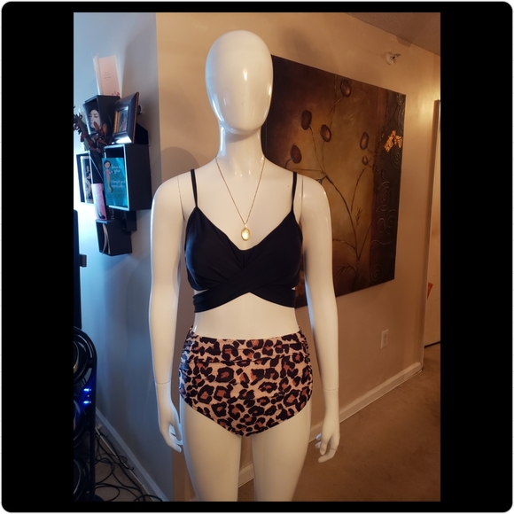 πEnd of the Season Swimsuit SALE ππ©± - Picture 1 of 8